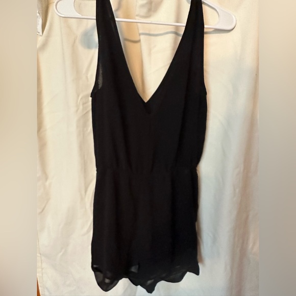 Black romper - Picture 2 of 3